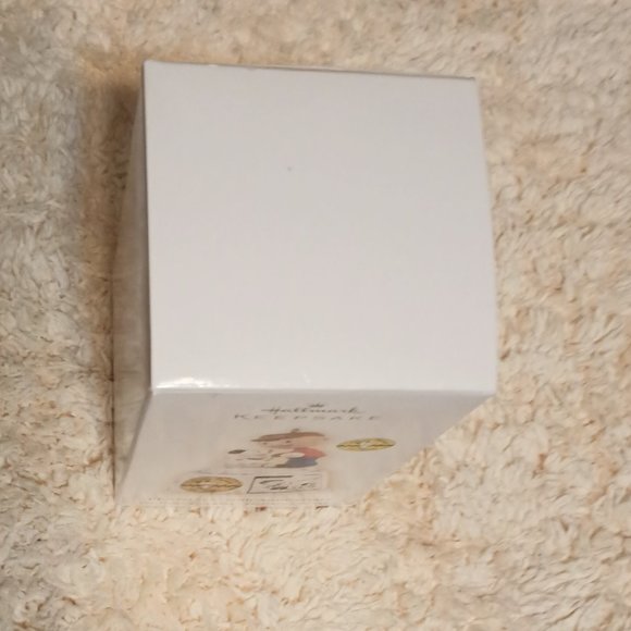 Hallmark Keepsake Ornament, Peanuts 60th Anniversary - Picture 12 of 14